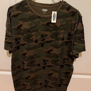 Old Navy Men's Camouflage Short Sleeve Tee